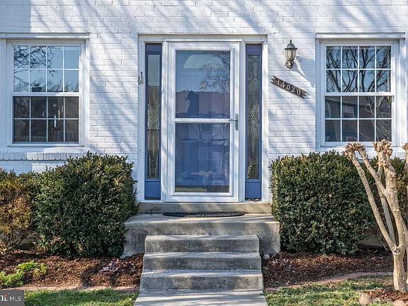 4th image of 14820 Palmerston Sq