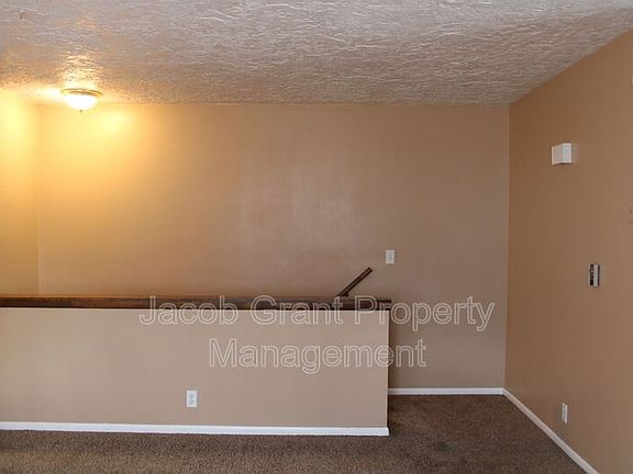 5th image of 2215 Gail Dr