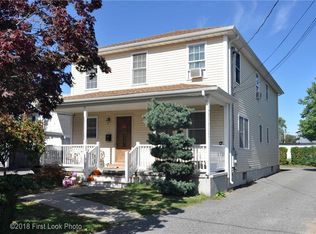 22 Aiken St, Pawtucket, RI 02861