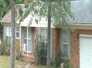 6408 Milford Rd, Fayetteville, NC 28303