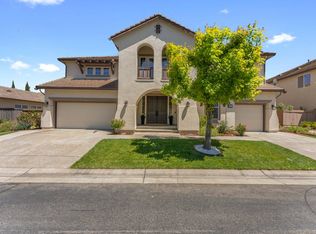 251 Hawkcrest Cir, Sacramento, CA 95835