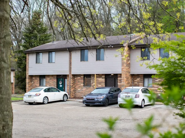 Valley Park Townhomes