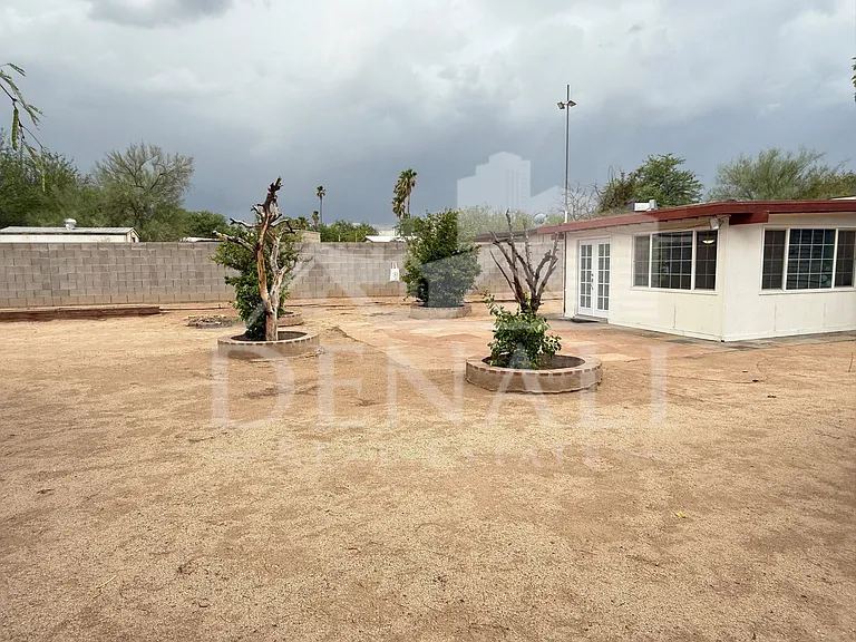 2812 W Calle Ocio — Photo 21