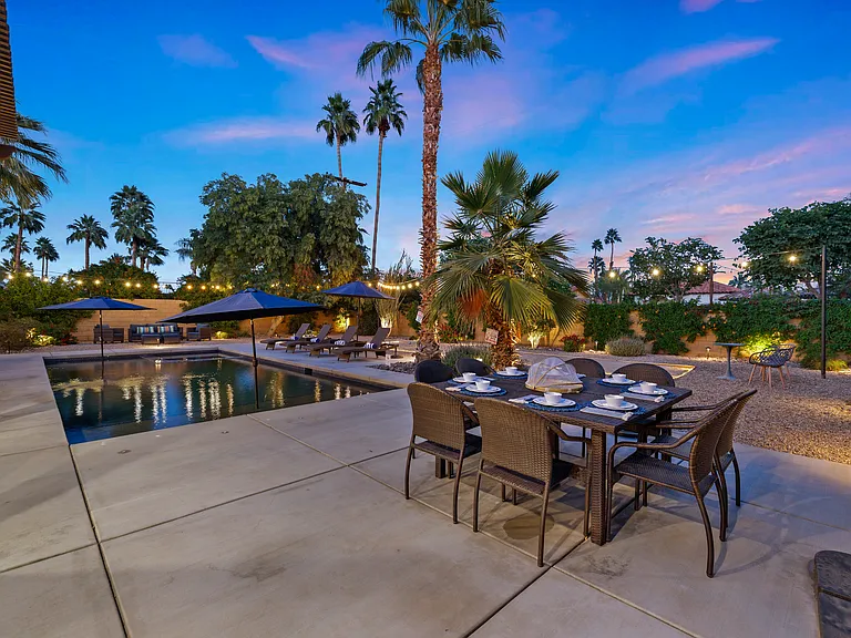Outdoor Dining Table