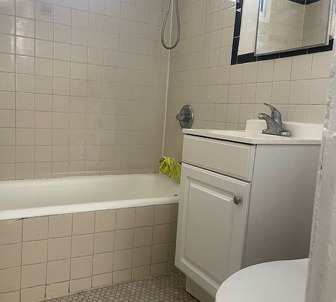 3rd image of 2056 John F Kennedy Blvd APT 4D