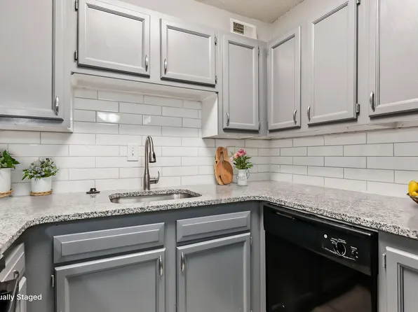 Crown Heights Apartments