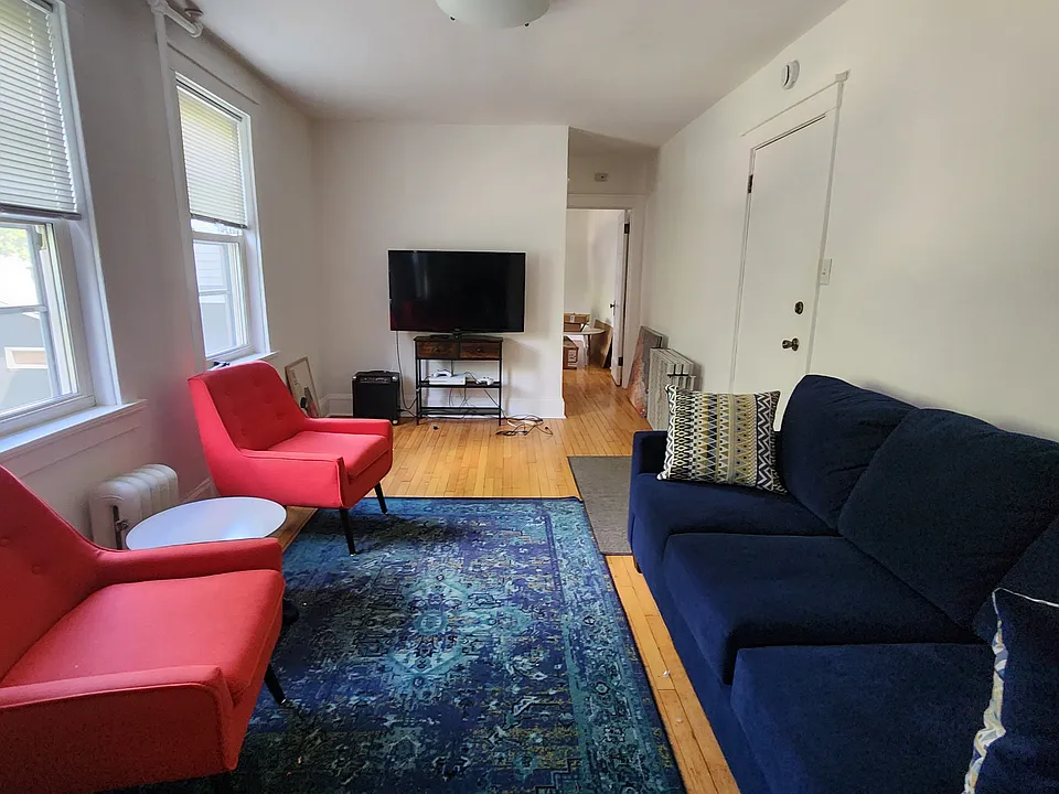 954 89th Ave W #204