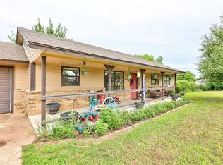 6328 Futurity Dr, Harrah, OK 73045