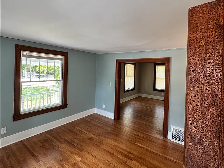 1625 S Maple Rd — Photo 10