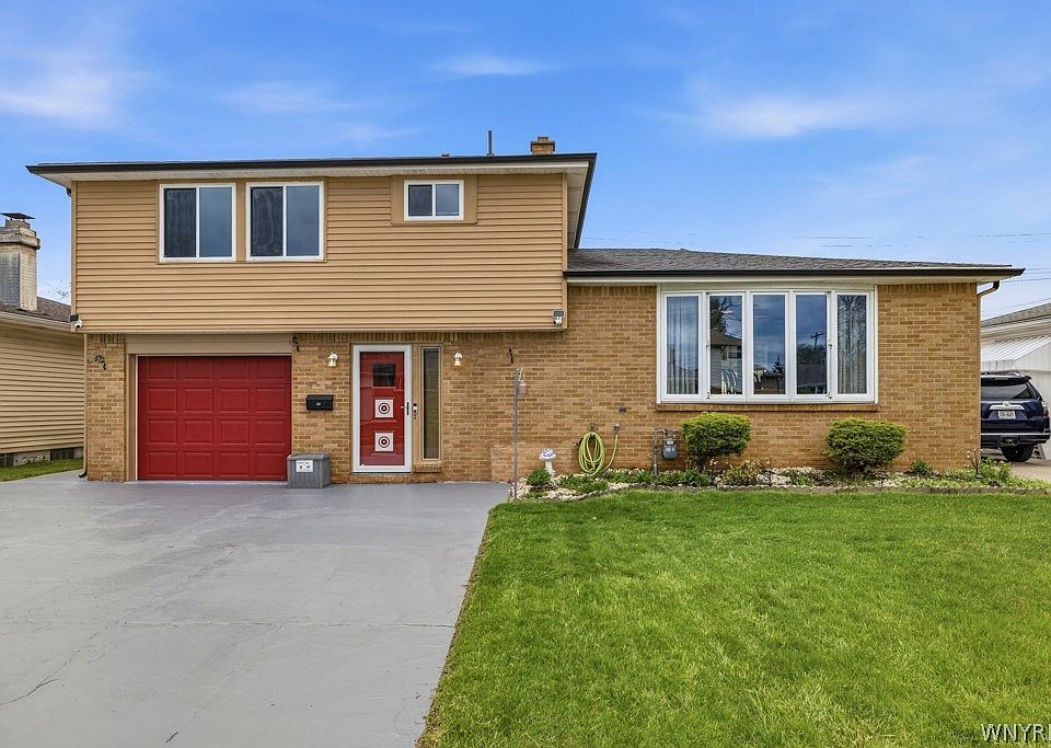 1st image of 85 Bernice Dr