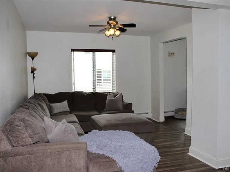 5834 Albany Post Rd — Photo 5