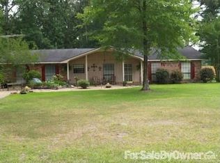 1413 Auburn Dr SW, Bogue Chitto, MS 39601