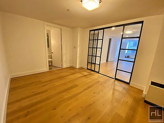 1st image of 41 Murray St #408