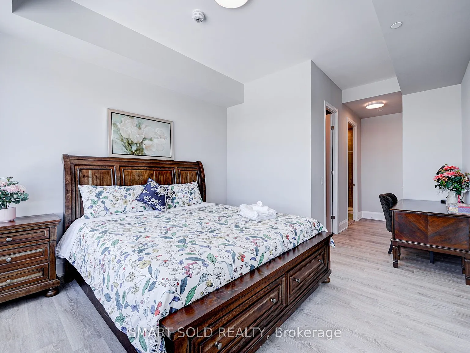 1 bed, $2,000 — Photo 2
