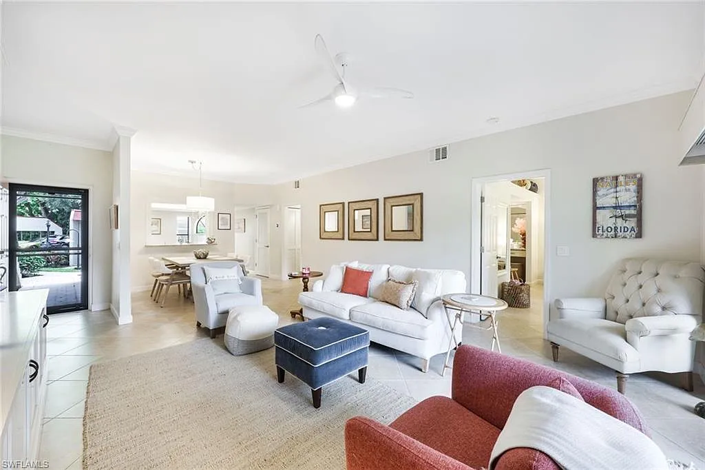 2 bed, 2.0 bath, 1300 sqft, $10,000 — Photo 2