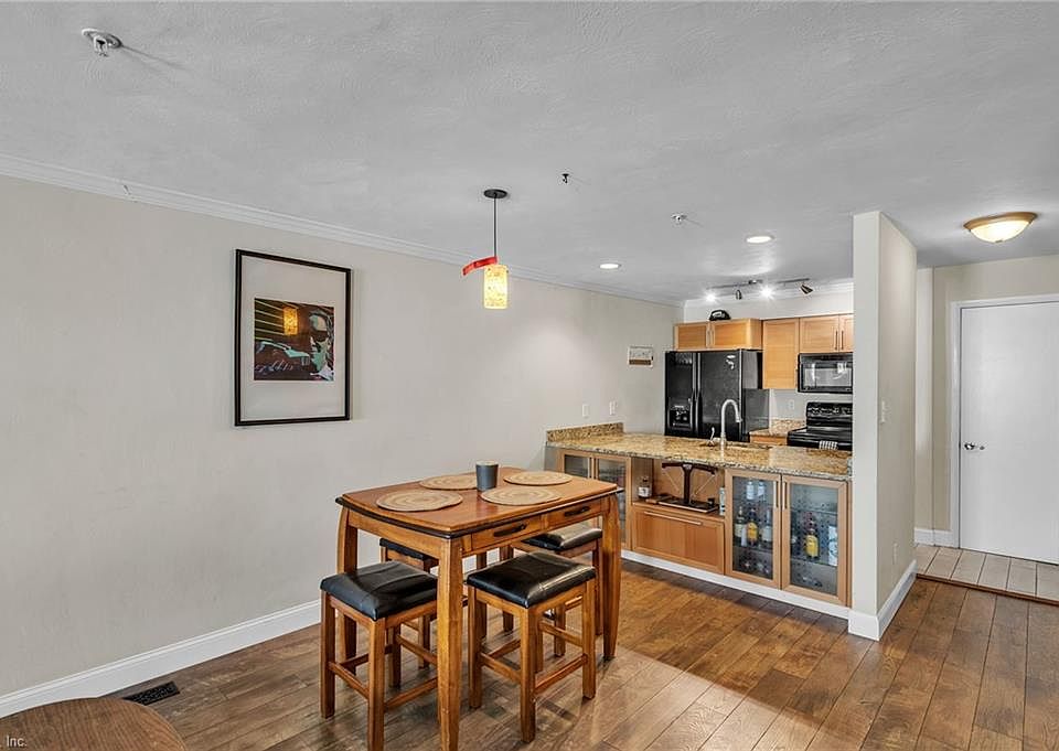 1st image of 2348 Bays Edge Ave