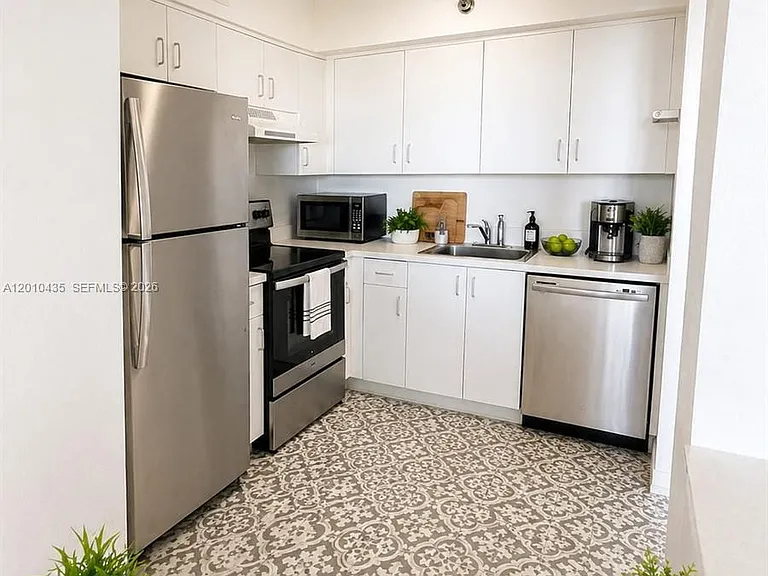 3300 NE 191st St #1803 — Photo 7