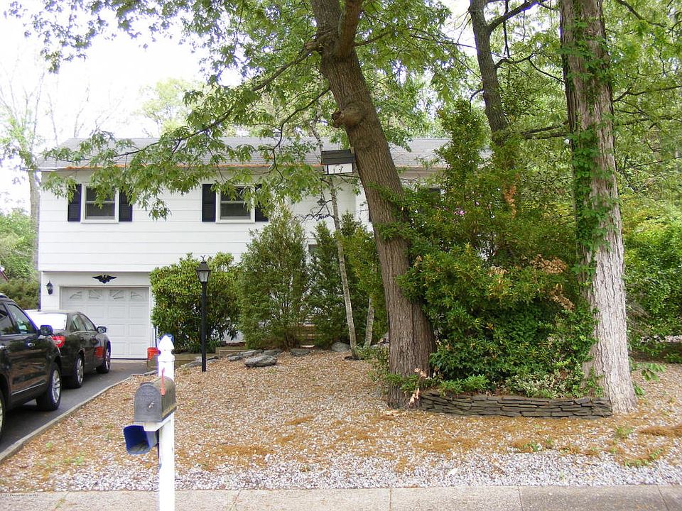 1st image of 3 Dauphin Ct
