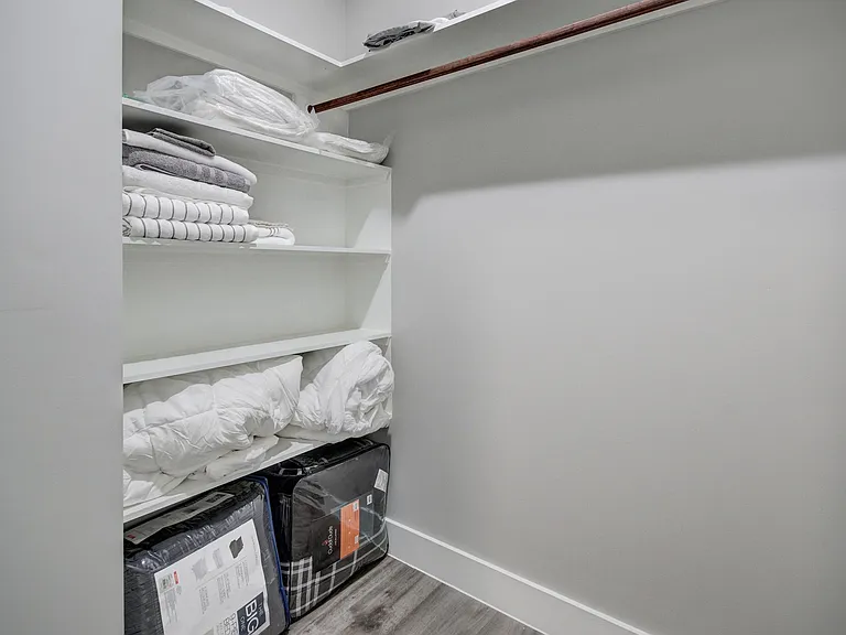 9305 Tower St — Photo 31