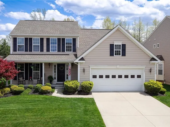 4991 Lake View Dr, Peninsula, OH 44264
