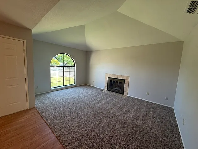 825 Cordwell Cir — Photo 5