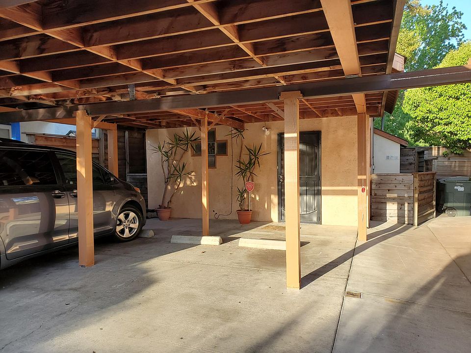 1st image of 827 Green St #A