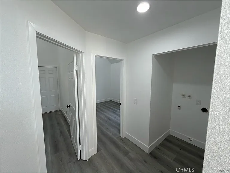 14560 Woodland Dr — Photo 8