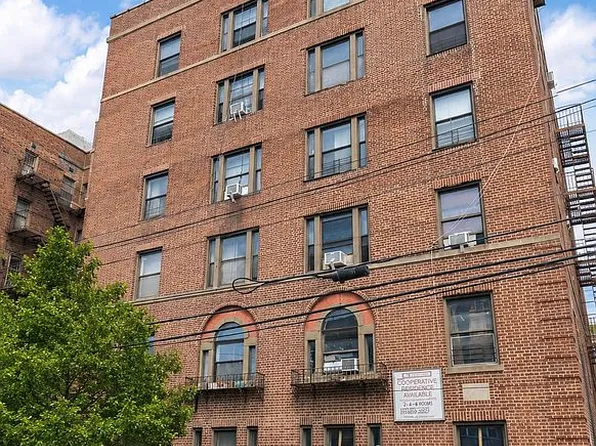 33-38 Parsons Blvd #3, Flushing, NY 11354