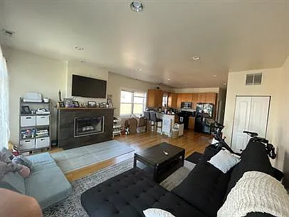 1847 S Allport St #2 — Photo 3