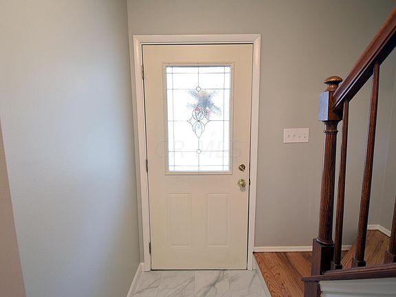 5th image of 1711 Calgary Dr