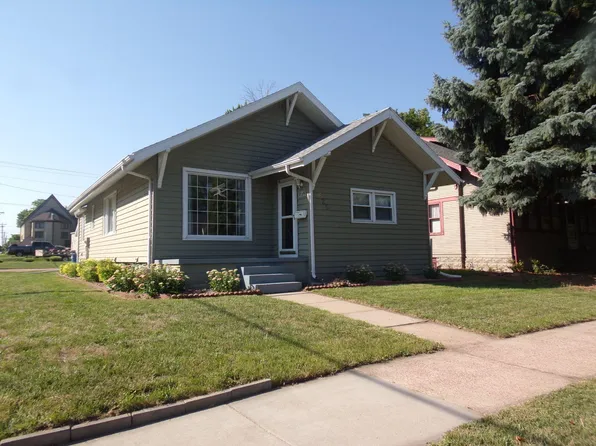 625 E 2nd Ave, Mitchell, SD 57301
