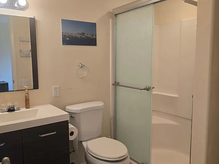 1326 E Romneya Dr — Photo 2