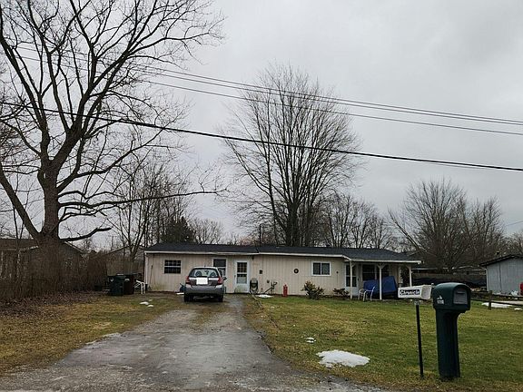 2nd image of 35031 East Rd