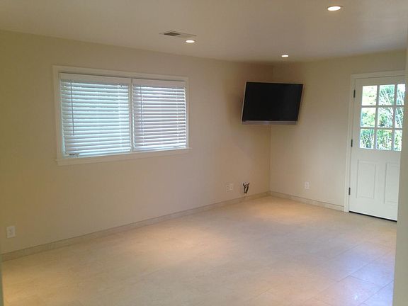 Bright, Spacious Living Area
