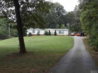 4267 Old Catawba Rd, Claremont, NC 28610