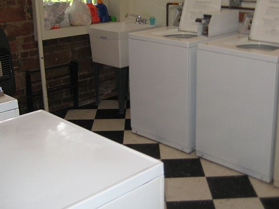 5th image of 715-721 Elmwood Ave #715-1