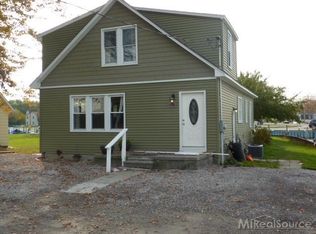 30300 Manse St, Harrison Township, MI 48045