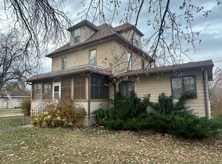 374 Maple St NE, Mazeppa, MN 55956