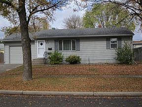 1st image of 410 4th Ave W