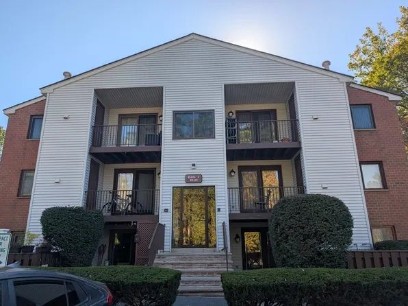 189 Littleton Rd Unit 66, Chelmsford, MA 01824