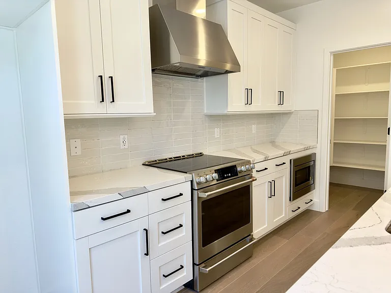543 Shockley Aly #46 — Photo 11
