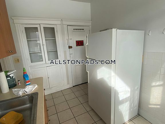 5th image of 4 Price Rd APT 7