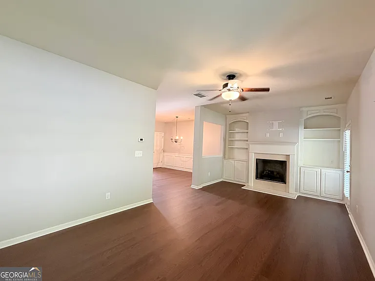 4929 Parke Brook Dr — Photo 2