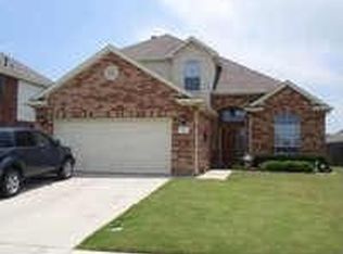 68 Heron Dr, Sanger, TX 76266