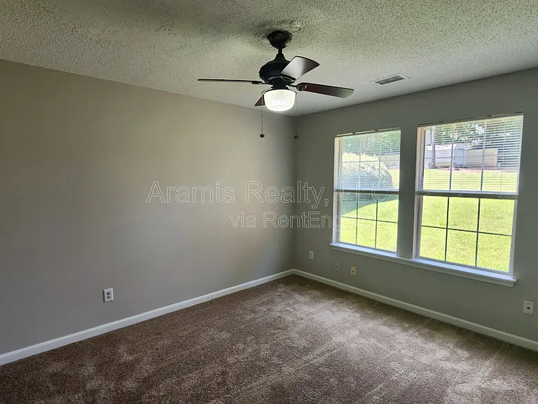 7336 Bramble Oak Dr — Photo 11