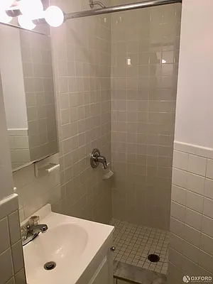 Rented by Oxford Property Group | media 9