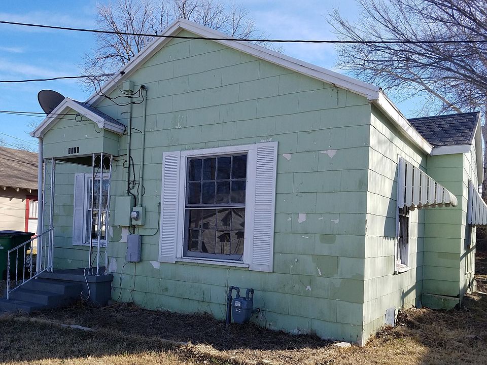 2911 Jones