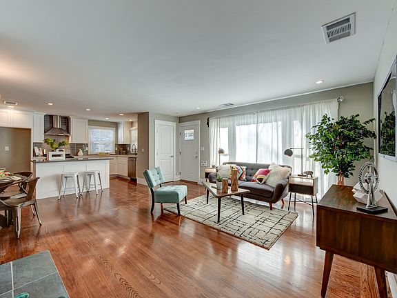 4th image of 6023 M St