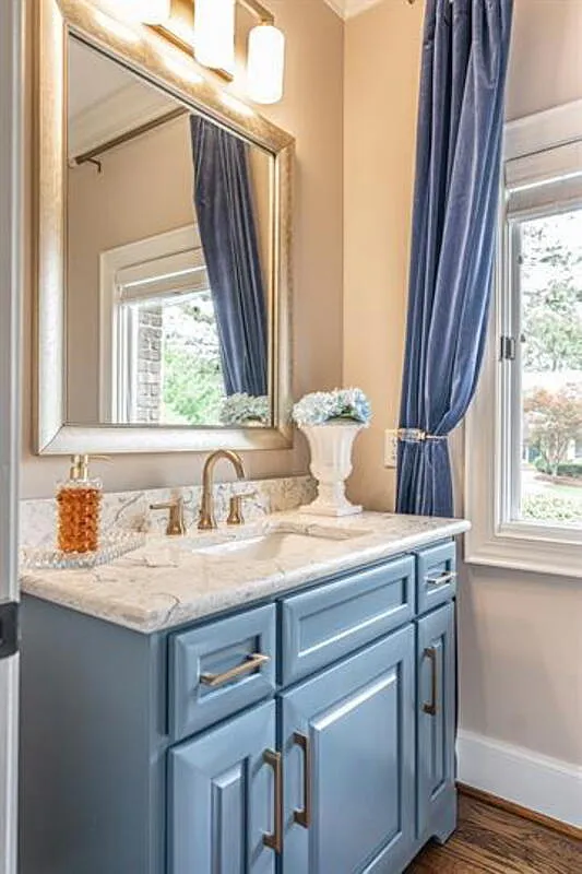 5 bed, 5.0 bath, 5357 sqft, $12,000 — Photo 1