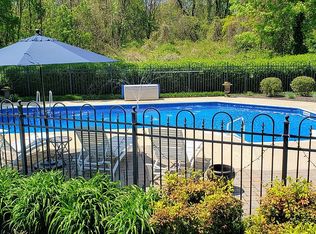 5 Devon Ct, Haddonfield, NJ 08033